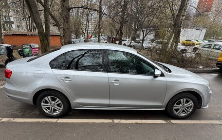 Volkswagen Jetta VI, 2015 год, 800 000 рублей, 8 фотография