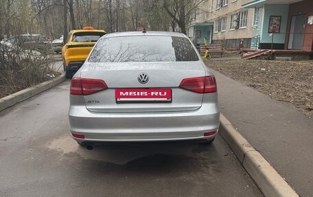 Volkswagen Jetta VI, 2015 год, 800 000 рублей, 5 фотография