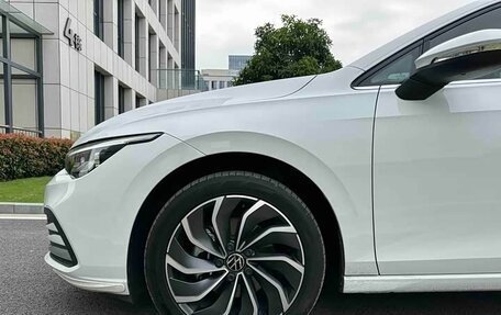Volkswagen Golf VIII, 2023 год, 1 500 000 рублей, 3 фотография