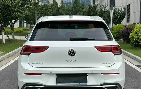 Volkswagen Golf VIII, 2023 год, 1 500 000 рублей, 5 фотография