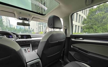 Volkswagen Golf VIII, 2023 год, 1 500 000 рублей, 14 фотография