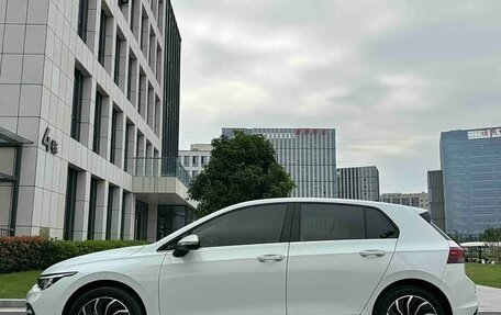 Volkswagen Golf VIII, 2023 год, 1 500 000 рублей, 11 фотография