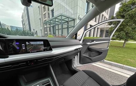 Volkswagen Golf VIII, 2023 год, 1 500 000 рублей, 16 фотография