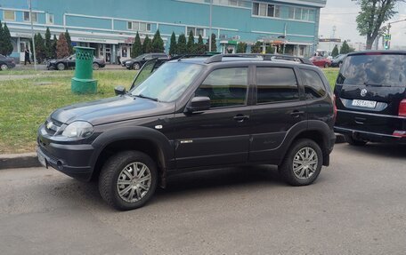 Chevrolet Niva I рестайлинг, 2017 год, 500 000 рублей, 4 фотография