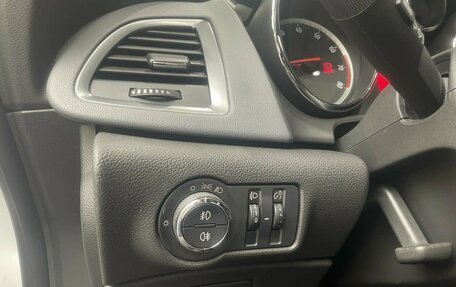 Opel Astra J, 2012 год, 698 000 рублей, 19 фотография