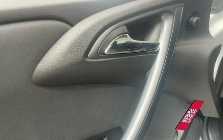 Opel Astra J, 2012 год, 698 000 рублей, 18 фотография