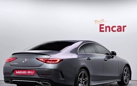 Mercedes-Benz CLS, 2022 год, 5 100 000 рублей, 2 фотография