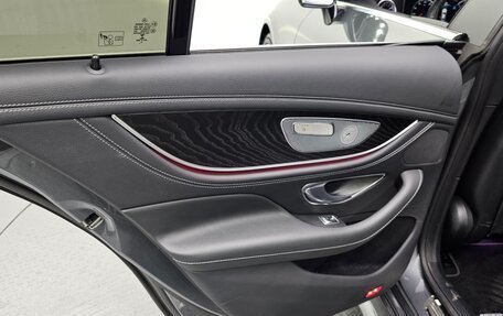 Mercedes-Benz CLS, 2022 год, 5 100 000 рублей, 21 фотография