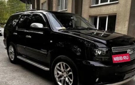 Chevrolet Tahoe III, 2011 год, 1 900 000 рублей, 1 фотография