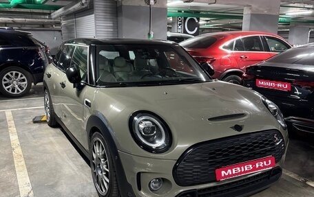 MINI Clubman, 2019 год, 2 990 000 рублей, 1 фотография