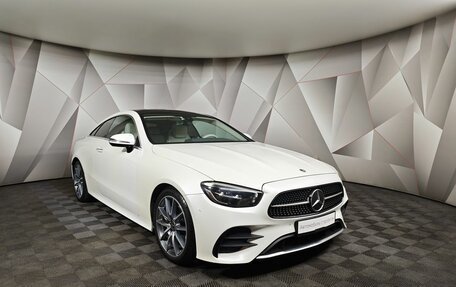 Mercedes-Benz E-Класс, 2021 год, 5 150 000 рублей, 3 фотография
