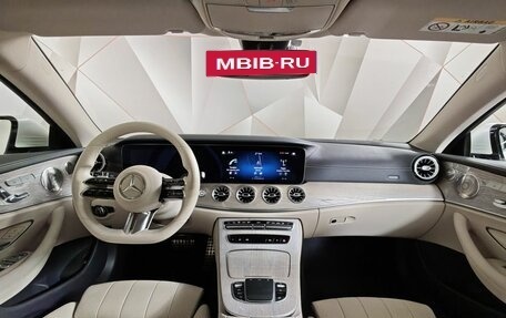 Mercedes-Benz E-Класс, 2021 год, 5 150 000 рублей, 14 фотография