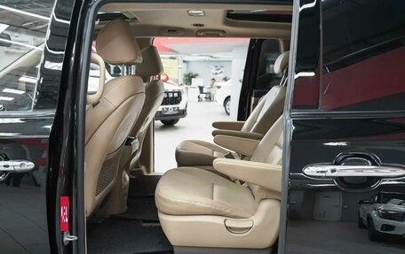 KIA Carnival III, 2019 год, 2 550 000 рублей, 12 фотография