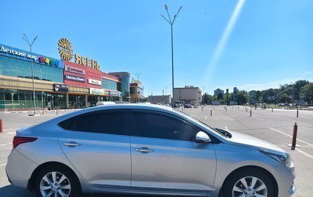Hyundai Solaris II рестайлинг, 2018 год, 1 400 000 рублей, 12 фотография