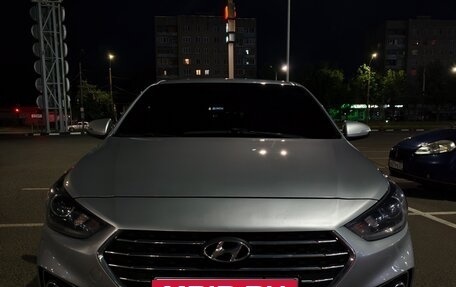 Hyundai Solaris II рестайлинг, 2018 год, 1 400 000 рублей, 3 фотография