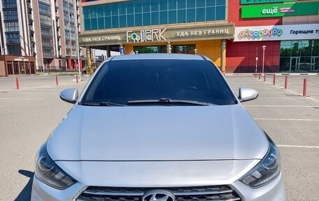 Hyundai Solaris II рестайлинг, 2018 год, 1 400 000 рублей, 8 фотография