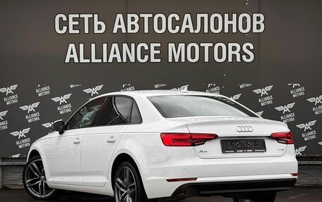 Audi A4, 2017 год, 1 970 000 рублей, 5 фотография