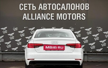 Audi A4, 2017 год, 1 970 000 рублей, 6 фотография
