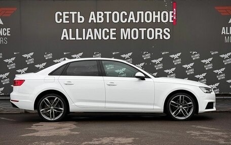 Audi A4, 2017 год, 1 970 000 рублей, 9 фотография