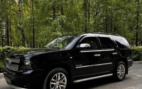 Chevrolet Tahoe III, 2011 год, 1 900 000 рублей, 2 фотография