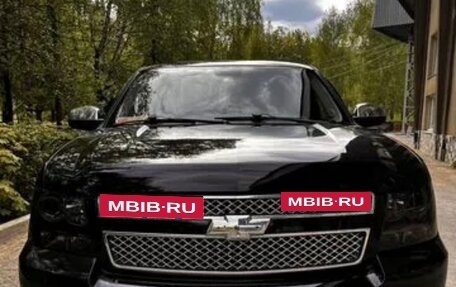 Chevrolet Tahoe III, 2011 год, 1 900 000 рублей, 3 фотография