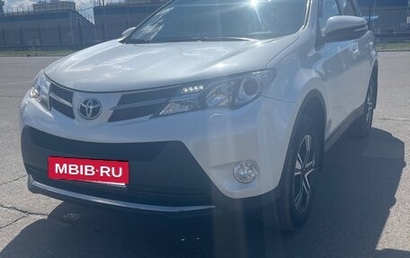 Toyota RAV4, 2014 год, 2 100 000 рублей, 3 фотография