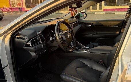 Toyota Camry, 2021 год, 2 950 000 рублей, 7 фотография
