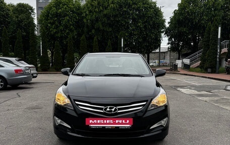 Hyundai Solaris II рестайлинг, 2016 год, 1 350 000 рублей, 2 фотография