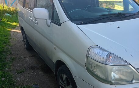 Nissan Serena II, 2001 год, 500 000 рублей, 2 фотография