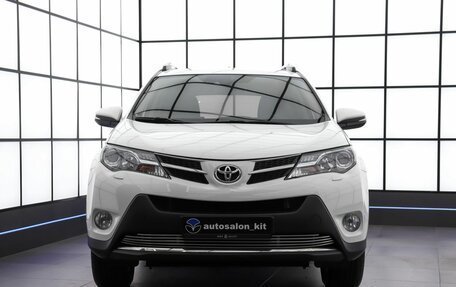 Toyota RAV4, 2013 год, 1 890 000 рублей, 2 фотография