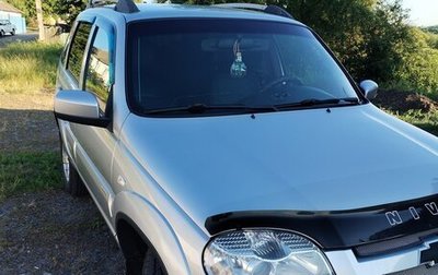 Chevrolet Niva I рестайлинг, 2017 год, 820 000 рублей, 1 фотография