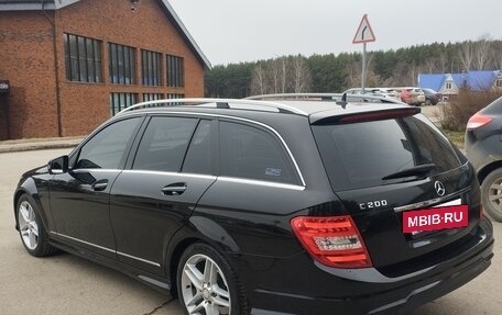 Mercedes-Benz C-Класс, 2012 год, 1 500 000 рублей, 5 фотография