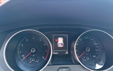 Volkswagen Tiguan II, 2018 год, 2 530 000 рублей, 13 фотография