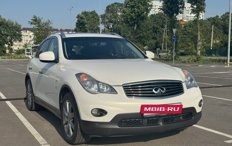 Infiniti QX50 I рестайлинг, 2013 год, 2 100 000 рублей, 3 фотография