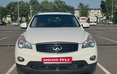Infiniti QX50 I рестайлинг, 2013 год, 2 100 000 рублей, 2 фотография