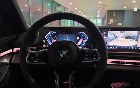 BMW 5 серия, 2025 год, 4 776 000 рублей, 11 фотография