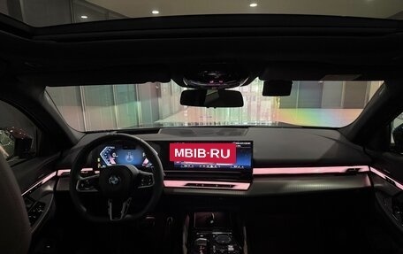 BMW 5 серия, 2025 год, 4 776 000 рублей, 6 фотография