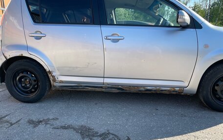 Toyota Passo III, 2004 год, 290 000 рублей, 4 фотография