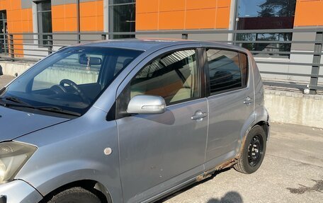 Toyota Passo III, 2004 год, 290 000 рублей, 2 фотография