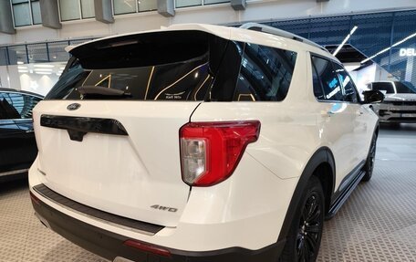 Ford Explorer VI, 2021 год, 4 500 000 рублей, 6 фотография