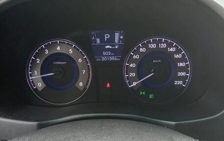 Hyundai Solaris II рестайлинг, 2011 год, 700 000 рублей, 10 фотография
