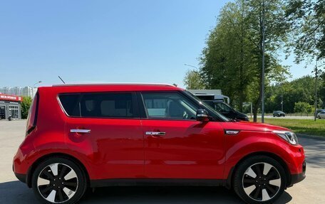 KIA Soul II рестайлинг, 2017 год, 1 570 000 рублей, 4 фотография