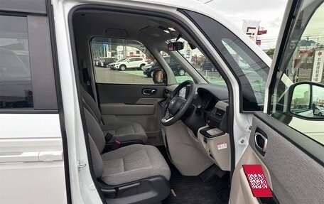 Honda Stepwgn, 2022 год, 1 730 000 рублей, 15 фотография