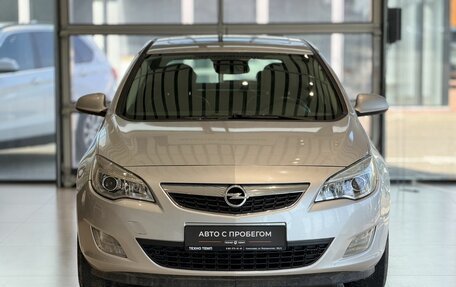 Opel Astra J, 2011 год, 650 000 рублей, 2 фотография