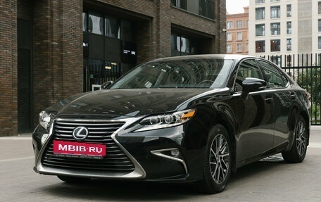 Lexus ES VII, 2015 год, 2 100 000 рублей, 1 фотография