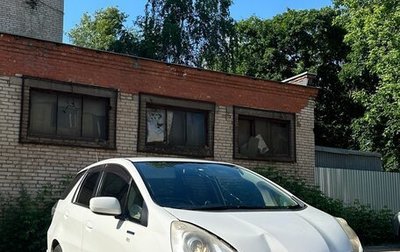 Honda Fit Shuttle I рестайлинг, 2013 год, 600 000 рублей, 1 фотография