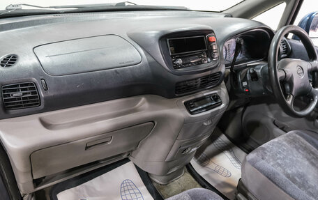 Nissan Serena II, 2000 год, 399 000 рублей, 10 фотография