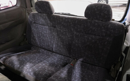 Nissan Serena II, 2000 год, 399 000 рублей, 30 фотография