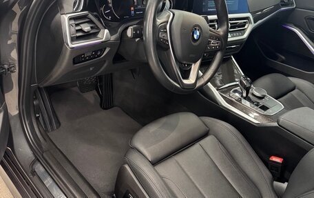 BMW 3 серия, 2019 год, 3 390 000 рублей, 9 фотография