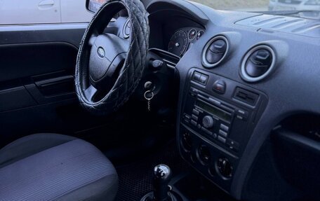 Ford Fusion I, 2006 год, 235 000 рублей, 3 фотография